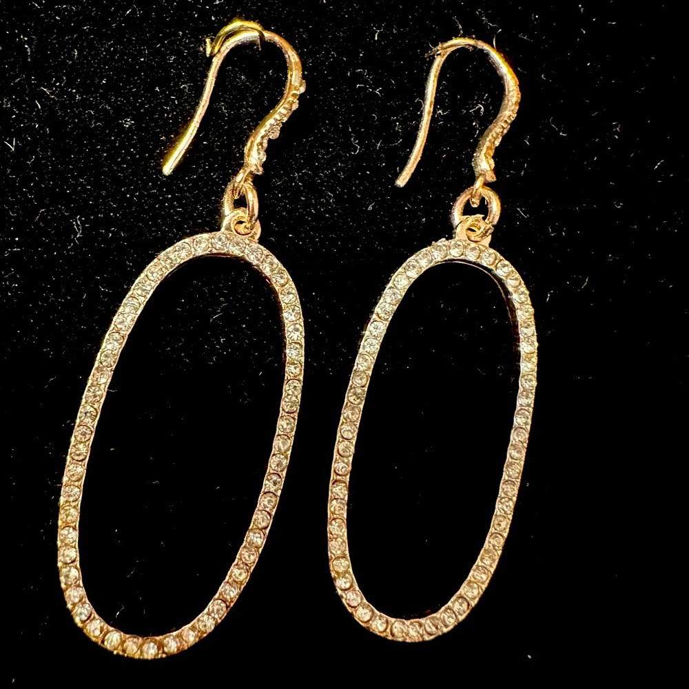⚡️2/$30⚡️ Rose gold tone drop earrings
